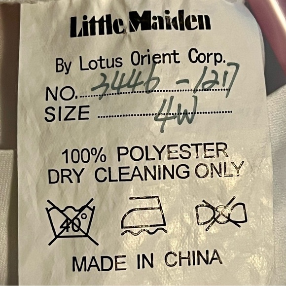 "Little Maiden" Elegant White Kids Dress - Picture 7 of 7